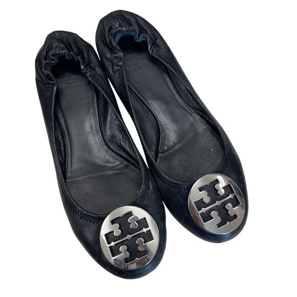 Tory Burch Shoes - Tory Burch Womens 8-8.5 Ballet Flats Black Leather Silver Logo Slip On Round Toe